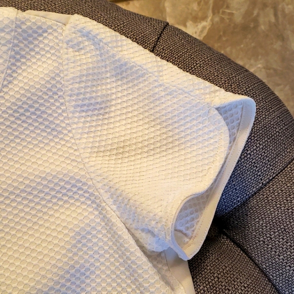 Banana Republic textured white blouse Sz Small *2 FREE Solar-Powered Dancing Toy - Picture 5 of 17